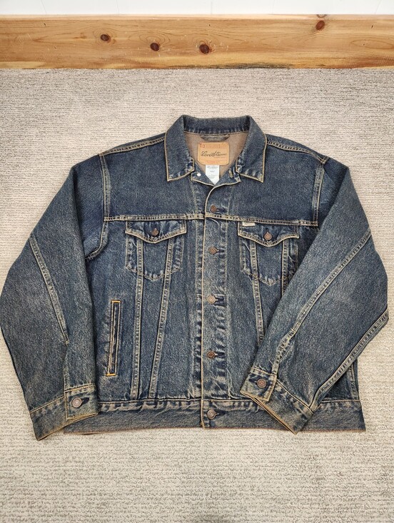Signature by Levi Strauss Other - Levi Strauss Trucker Jacket Mens Large Dark Blue Vintage Wash Denim Button Biker